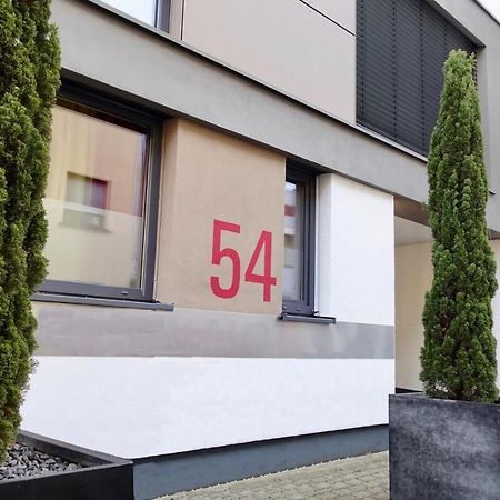 Neu - Gemuetliches Und Modernes Apartment Mit Stellplatz Koblenz  Exterior photo